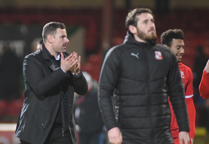 Richie Wellens wants the County Ground rocking ahead of playoff charge