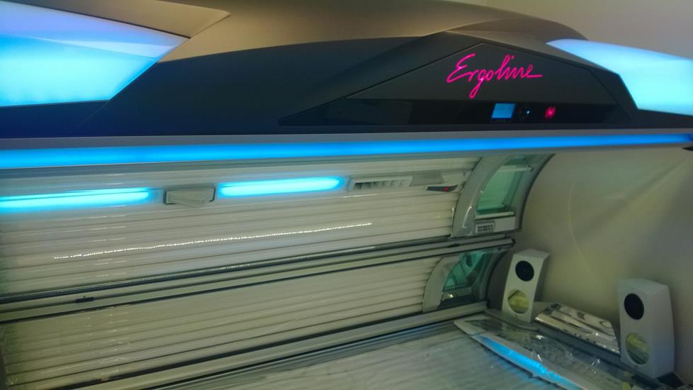 Tanning Chain Hopes to Brighten Up Commercial Road