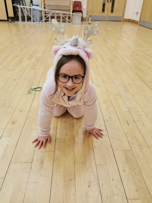 AMELIE WINS CHRISTMAS COMPETITION AT PERFORMING ARTS COMPANY