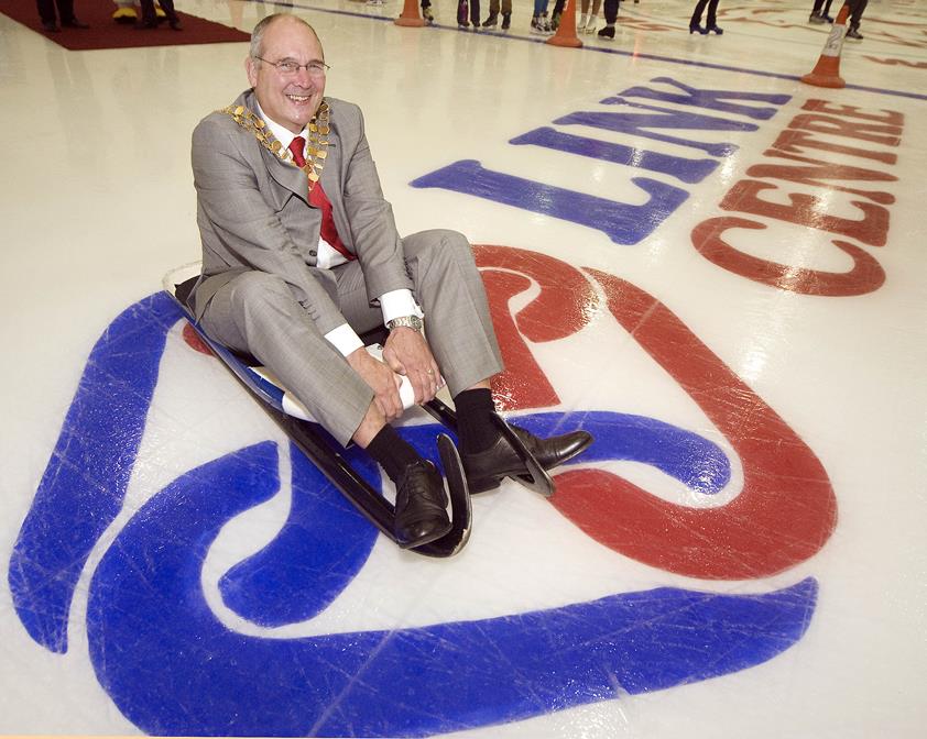 Snapped Link Centre Goes for Gold with the Help of Olympic Hopefuls