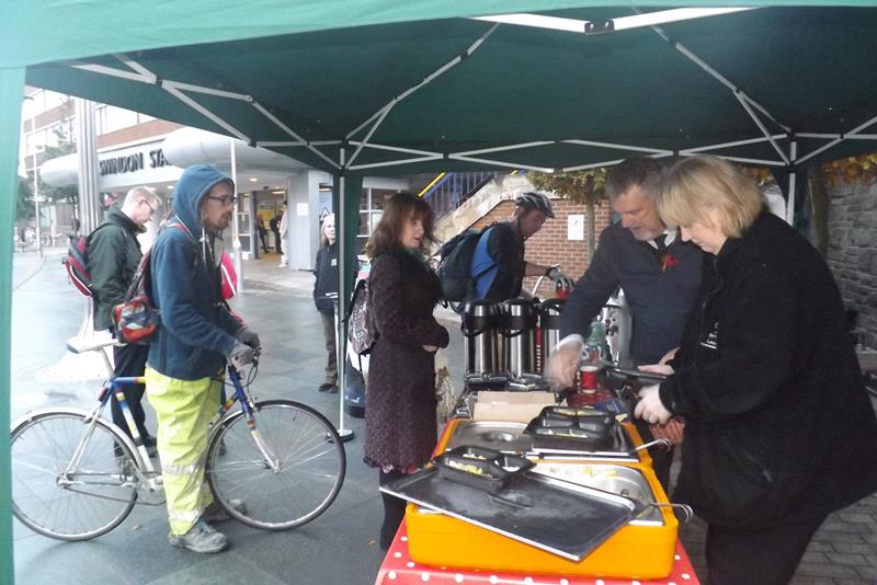 Snapped: Sustrans Swindon Bus & Bike Breakfast