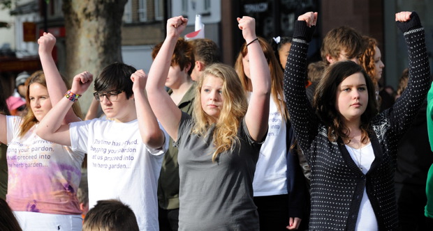 Snapped: Swindon Youth Theatre Flash Mob