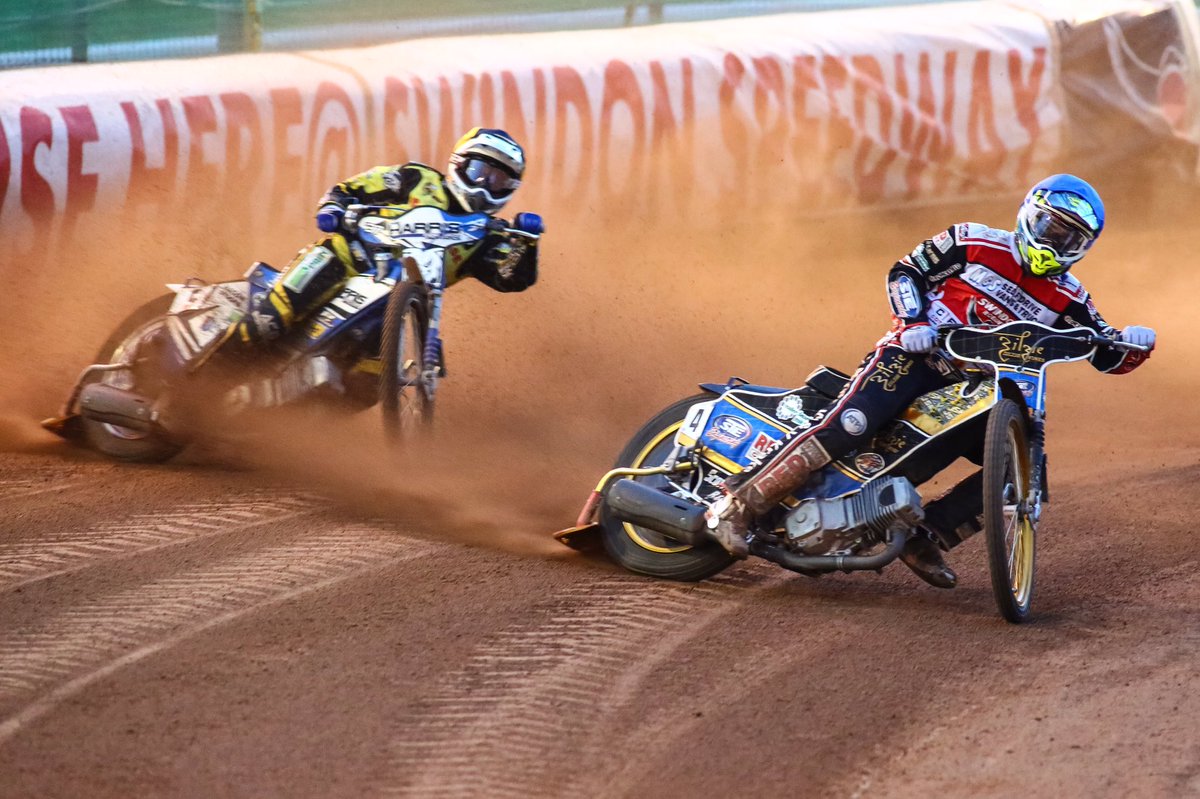 Swindon Robins meet Leicester Lions in crucial clash