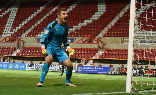 Swindon Town's Will Henry named in England Under-19 training camp 