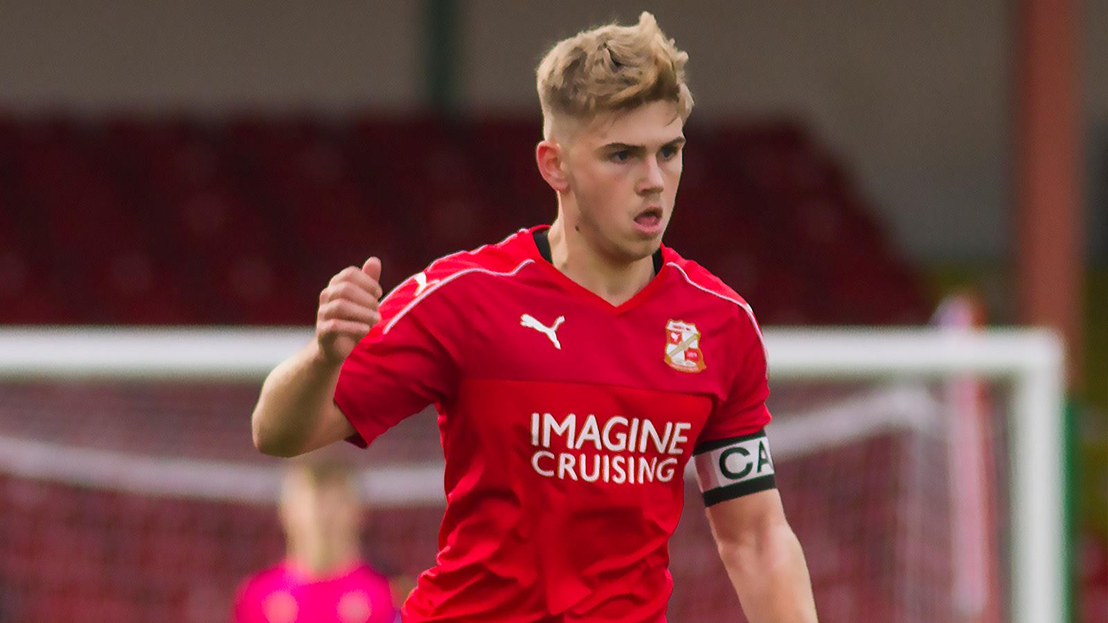 Swindon Town loan watch: Tommy Ouldridge plays 88 minutes on Cirencester debut