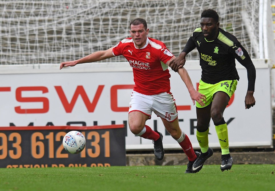 Matt Preston rejects Swindon Town contract offer to sign for Mansfield Town
