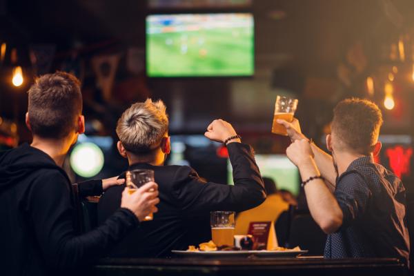 The Best Sports Bars in Swindon: Where Can You Watch the Super Bowl Despite the Time Difference?