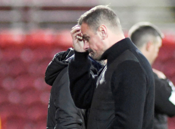 Wellens slams 'pathetic' performance as Swindon exit cup 