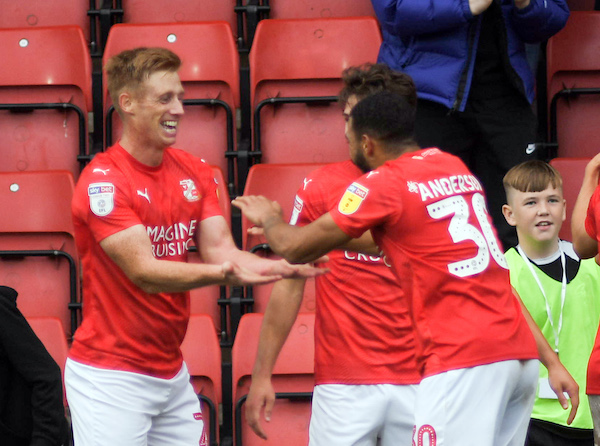 MATCH REPORT: Swindon Town (1) v (1) Plymouth Argyle