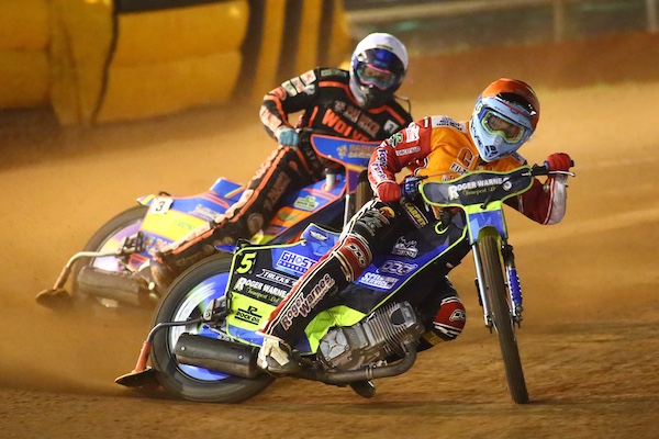 Troy Batchelor joins the Swindon Robins for 2020 title defence