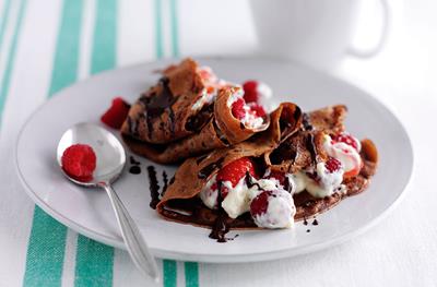 Recipe: Chocolate Berry Pancakes