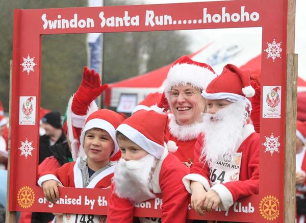 Santa Fun Run ready for take-off with the Wiltshire Air Ambulance