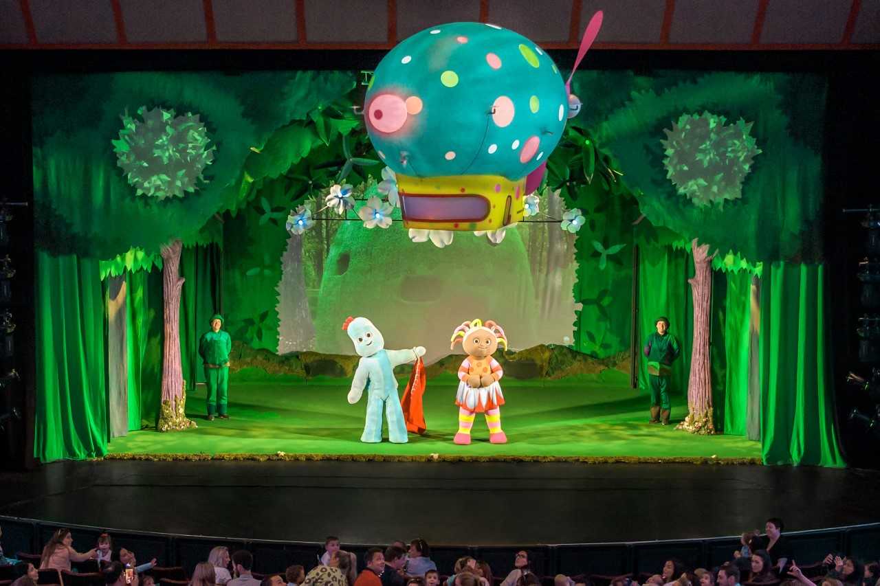 MAGICAL PINKY PONK AIRSHIP TAKES FLIGHT IN THE WYVERN THEATRE AUDITORIUM THIS SEPTEMBER