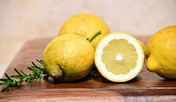 Recipe: Lemon Polenta Cake (Restaurant 56)