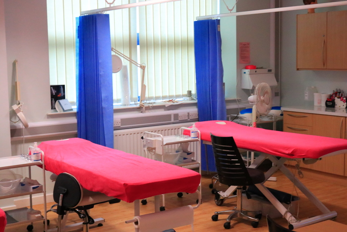 Review: Facial Treatment and Massage at New College