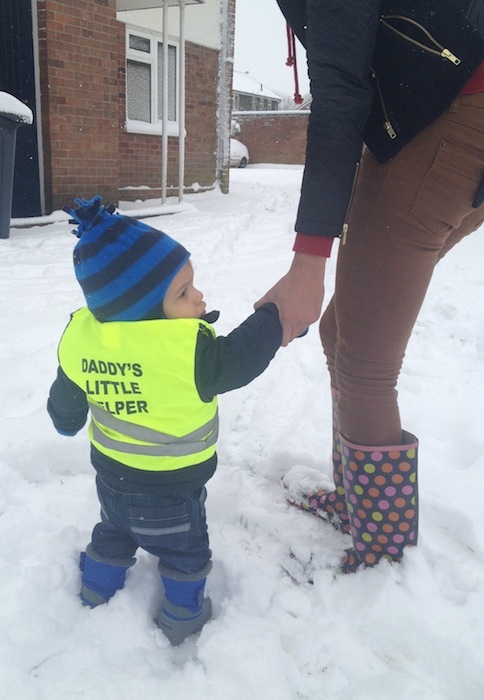 Thanks @georgia_delaney for sharing little Henry Holmes' first sight of snow