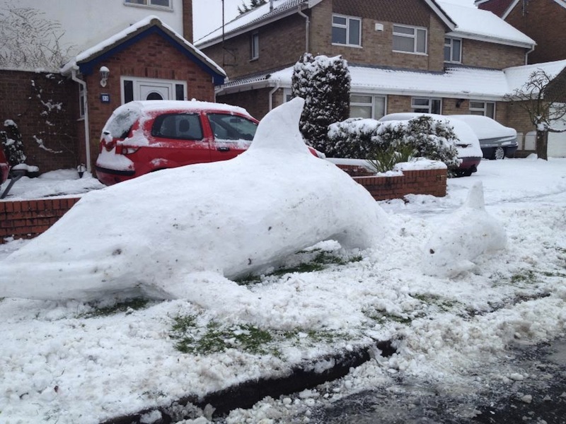 Following on from yesterday's snow Statue of Liberty @gemmaamelia's Mum has produced these fab dolphins!
