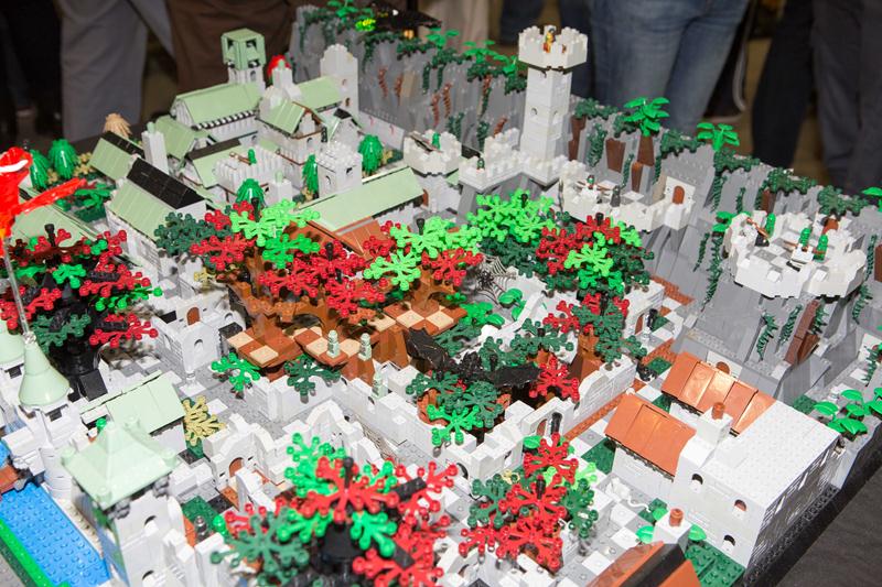 Snapped: The Great Western Brick Show