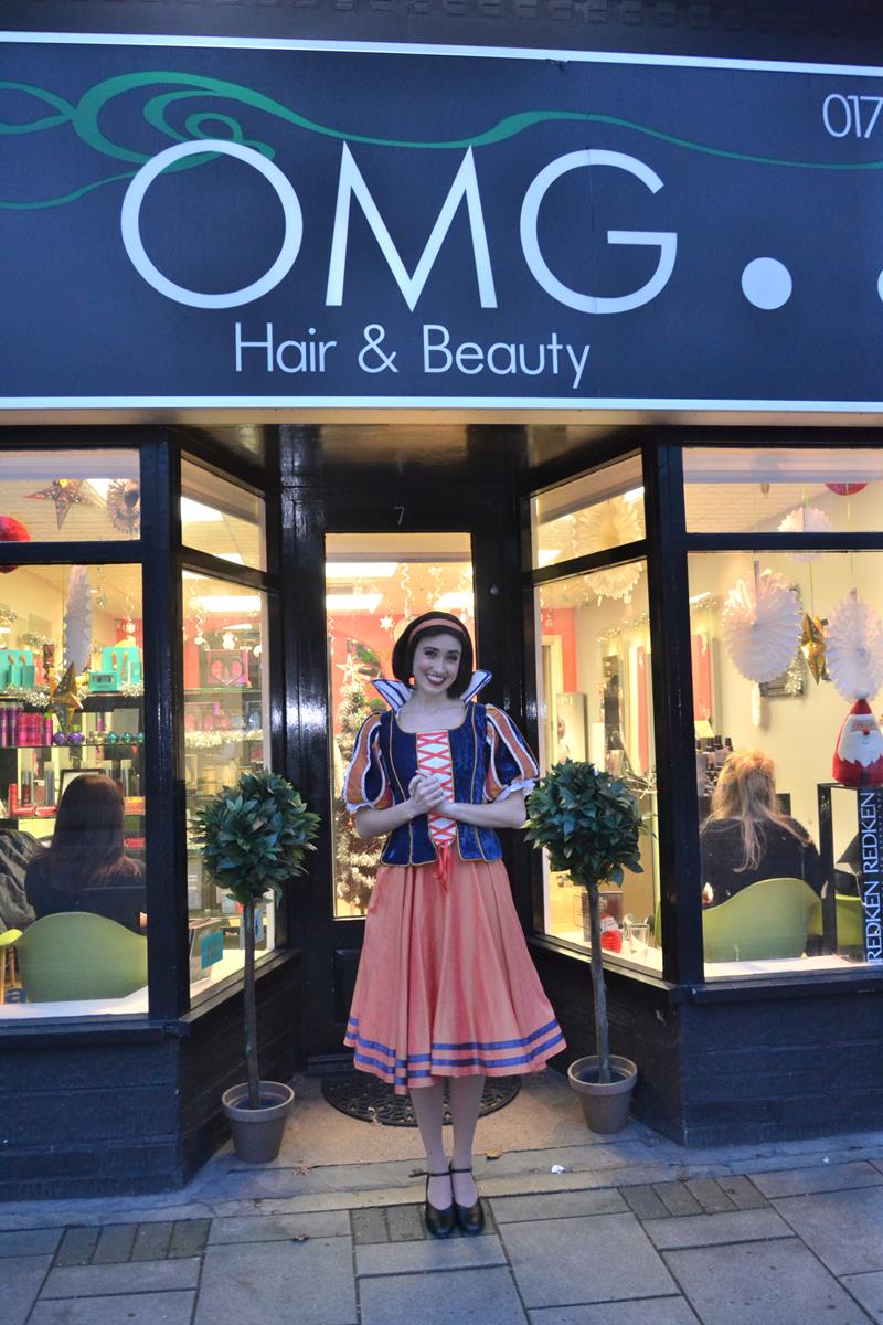 Snapped Omg Snow White S The Fairest Of Them All