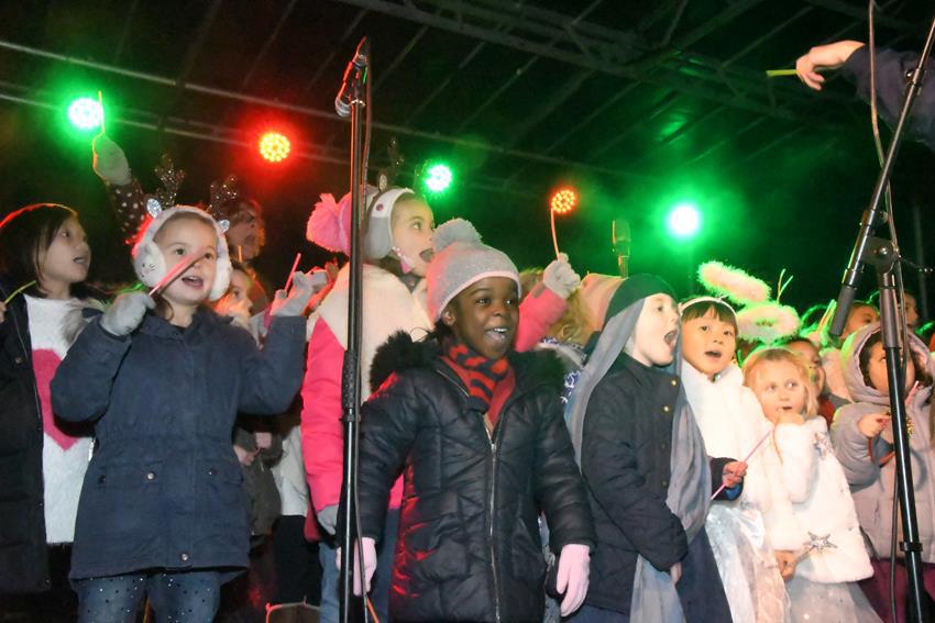 Snapped Royal Wootton Bassett Christmas Light Switch On 2018