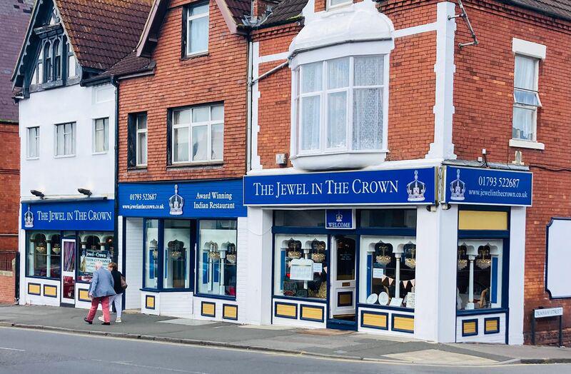 SNAPPED Jewel in the Crown's Swindon House Charity Event