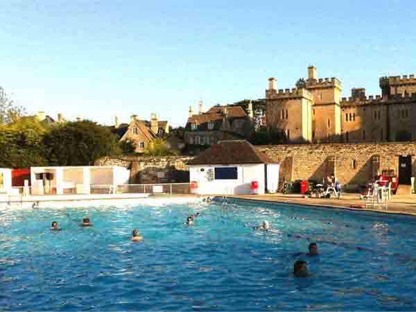 Cirencester Open Air Swimming Pool