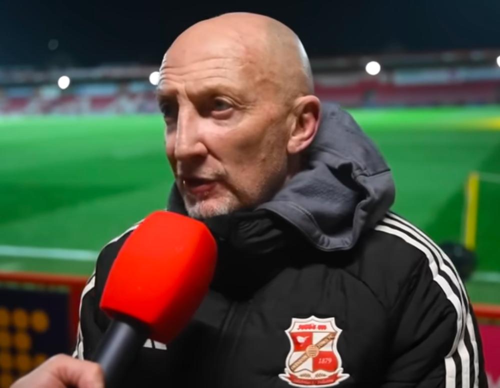 Holloway: I want Swindon to win as many games as possible